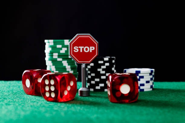 lxtoto group live casino table with multiple camera angles
